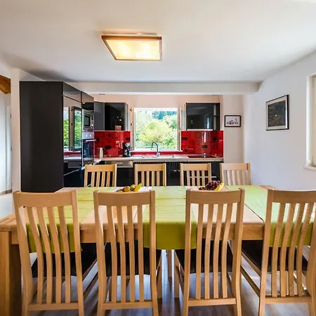 Apartament Karlo's Modern Penthouse Loft