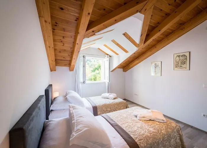 Karlo's Modern Penthouse Loft Appartement *