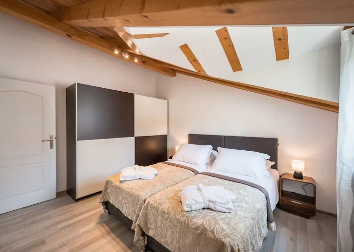 Karlo's Modern Penthouse Loft Dubrovnik