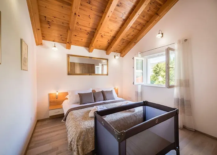 Karlo's Modern Penthouse Loft Dubrovnik