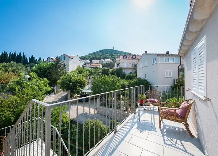 Karlo's Modern Penthouse Loft Appartement